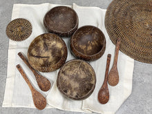 Afbeelding in Gallery-weergave laden, Sfeerbeeld van vier Coconut Bowls Papu Classic.