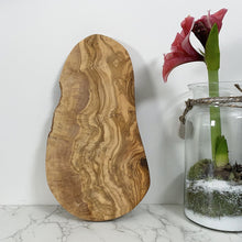 Afbeelding in Gallery-weergave laden, Robuuste olijfhouten snijplank | Mitienda